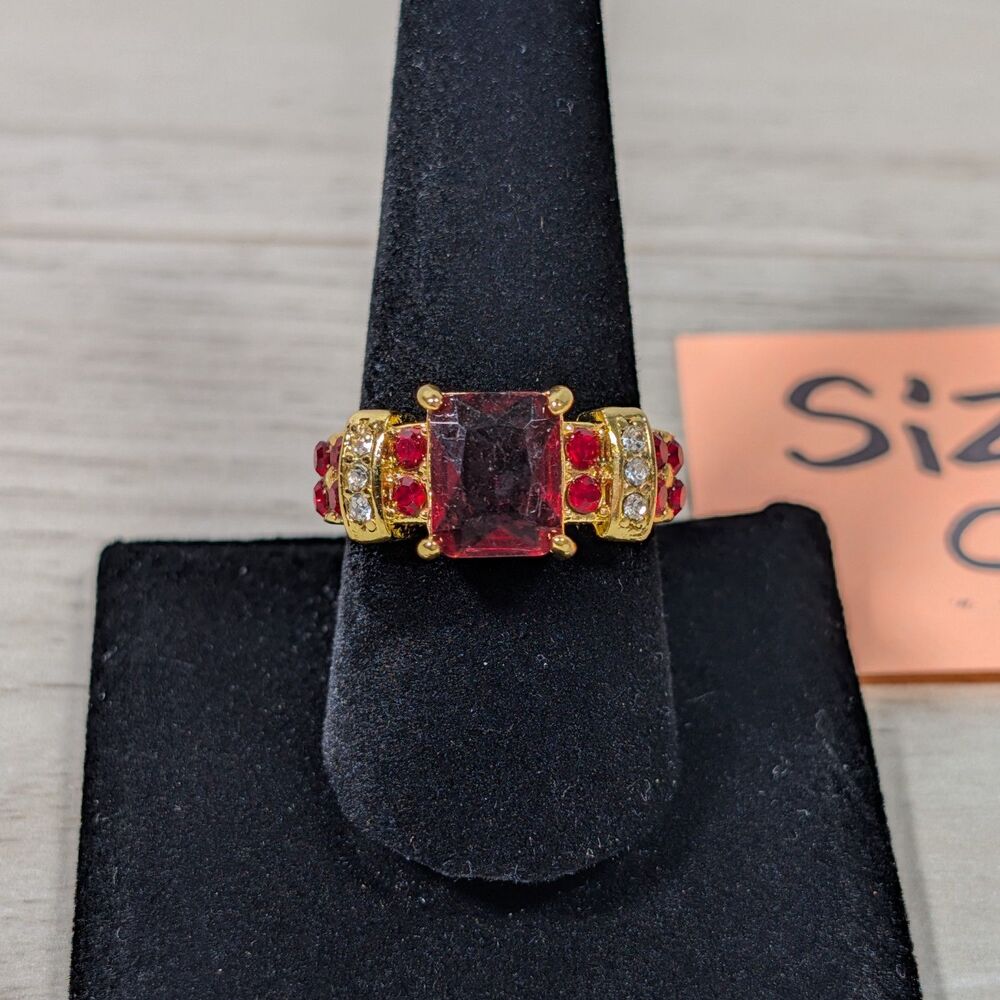 Gold Tone Red Rhinestone Cocktail Ring Size 9 Vintage Style Statement